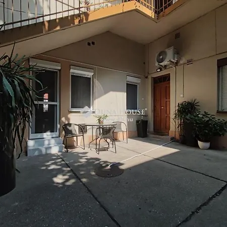 Apartament Old Town & New Style Beci